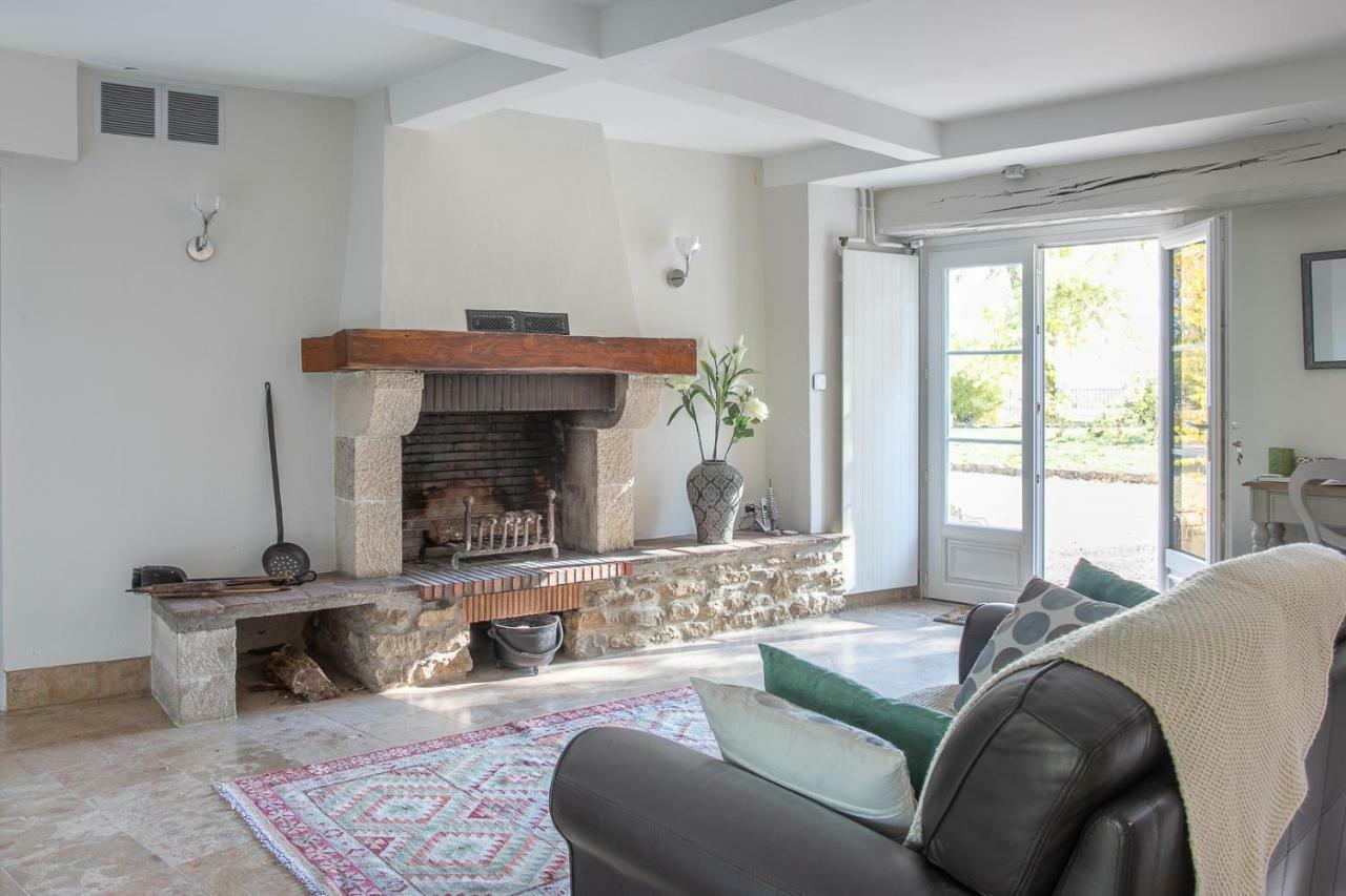 Bed and Breakfast La Barbotiere Chevannes  Экстерьер фото